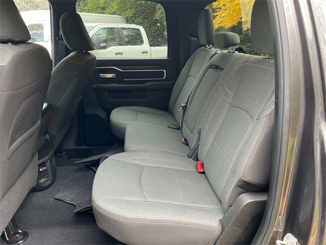 Used 2024 RAM 2500 Big Horn w/ Sport Appearance Package image 9