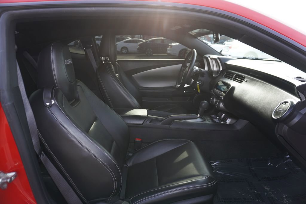 Used 2010 Chevrolet Camaro SS w/ RS Package image 27