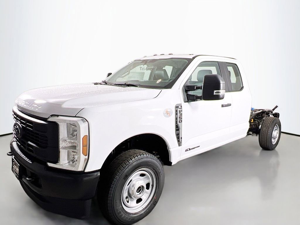 New 2026 Ford F350 XL image 5
