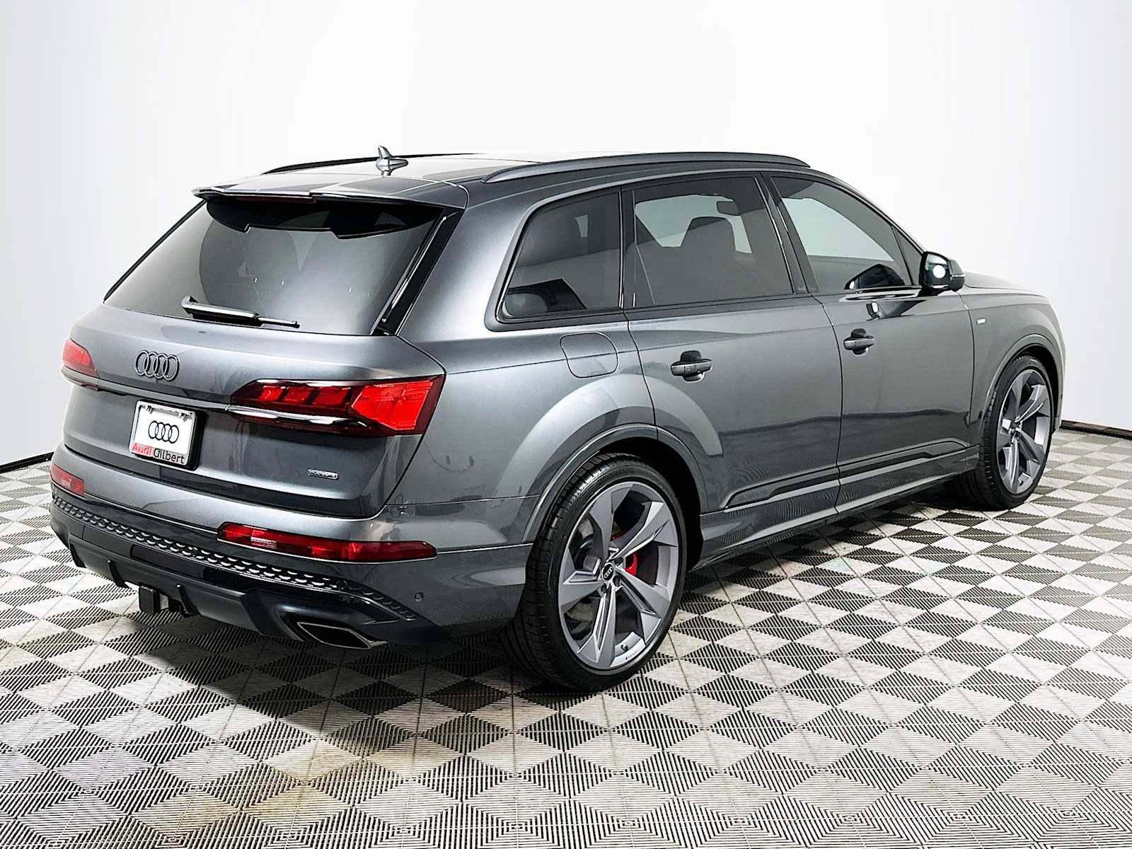New 2026 Audi Q7 3.0T Prestige image 7