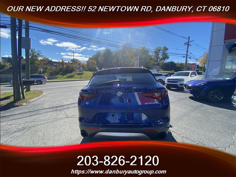 Used 2023 Alfa Romeo Stelvio Ti AWD/4WD image 7