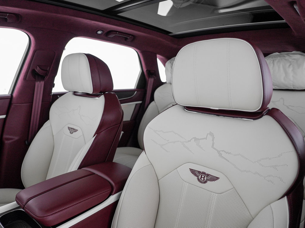New 2027 Bentley Bentayga AWD/4WD image 16