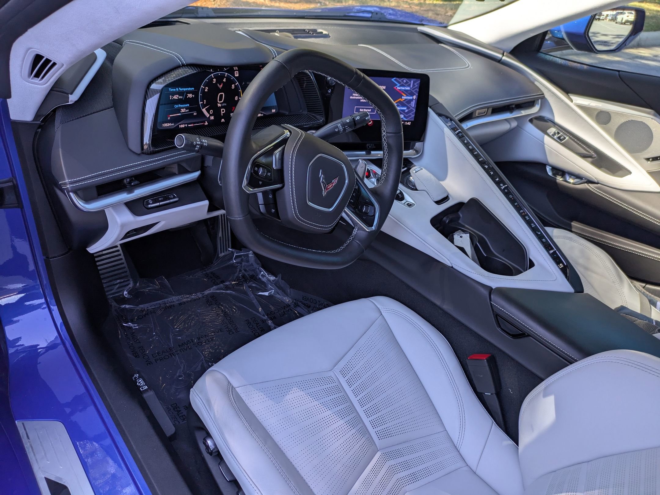 Used 2022 Chevrolet Corvette Stingray Premium Conv w/ Z51 Performance Package image 29