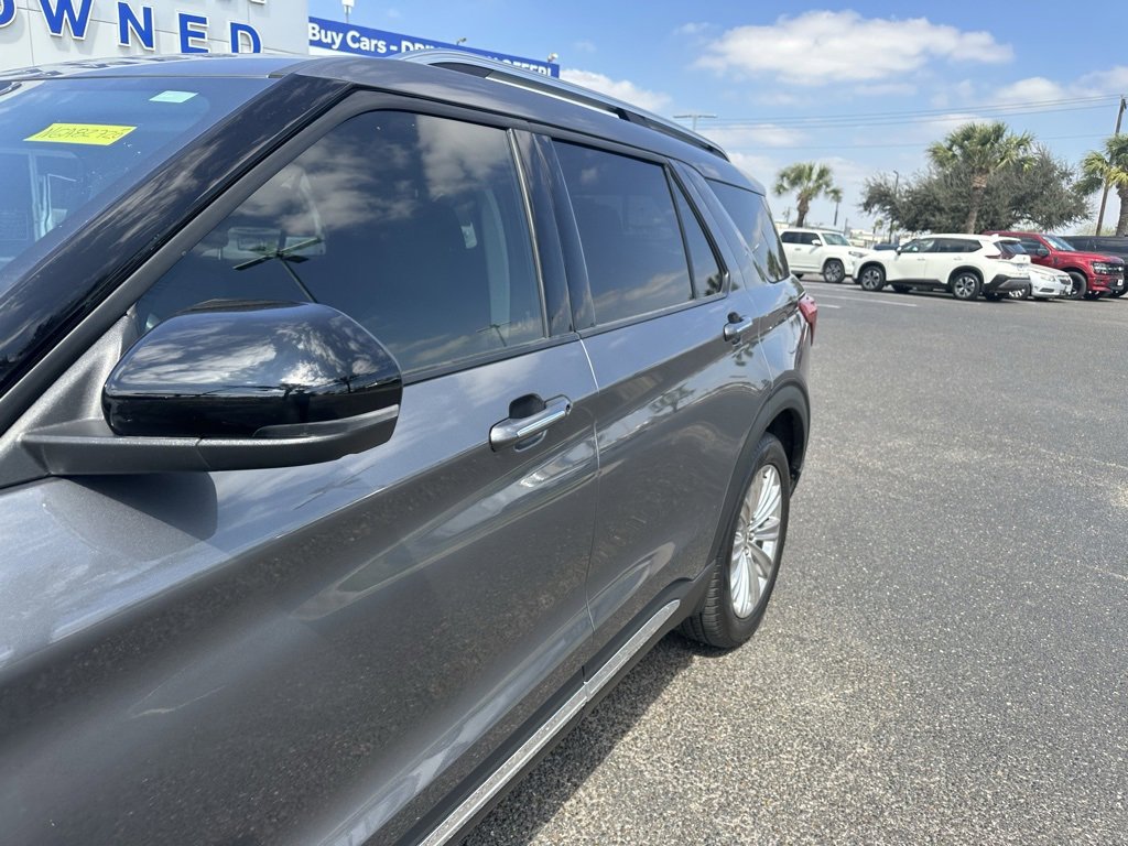 Used 2022 Ford Explorer Limited w/ Equipment Group 301A image 12