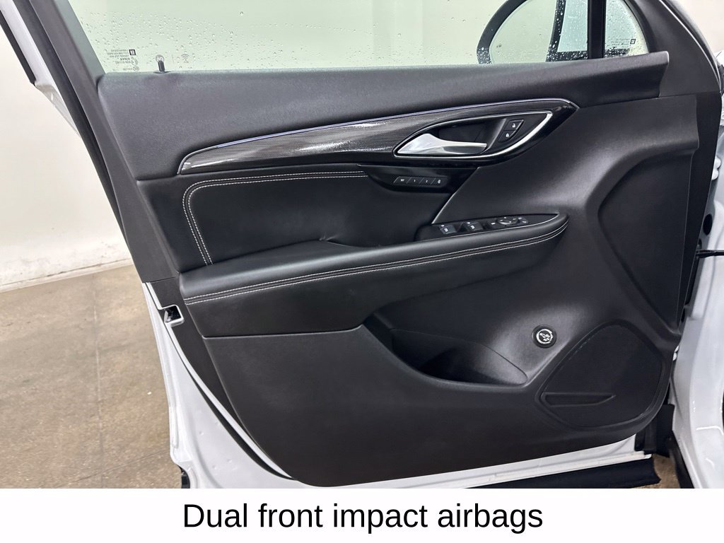 Used 2022 Buick Envision Essence w/ Safety Package AWD/4WD image 35