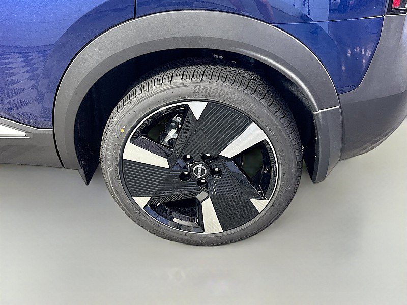 New 2026 Nissan Kicks SR w/ Cold Weather Package AWD/4WD image 29
