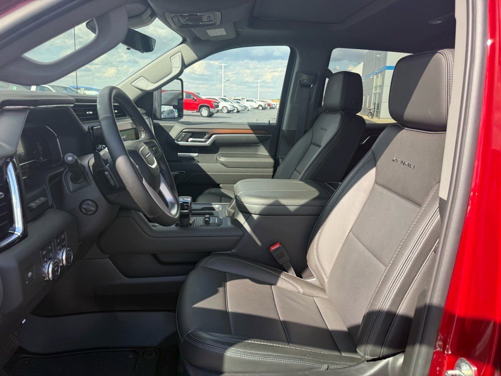 Used 2024 GMC Sierra 1500 Denali w/ Denali Reserve Package image 13