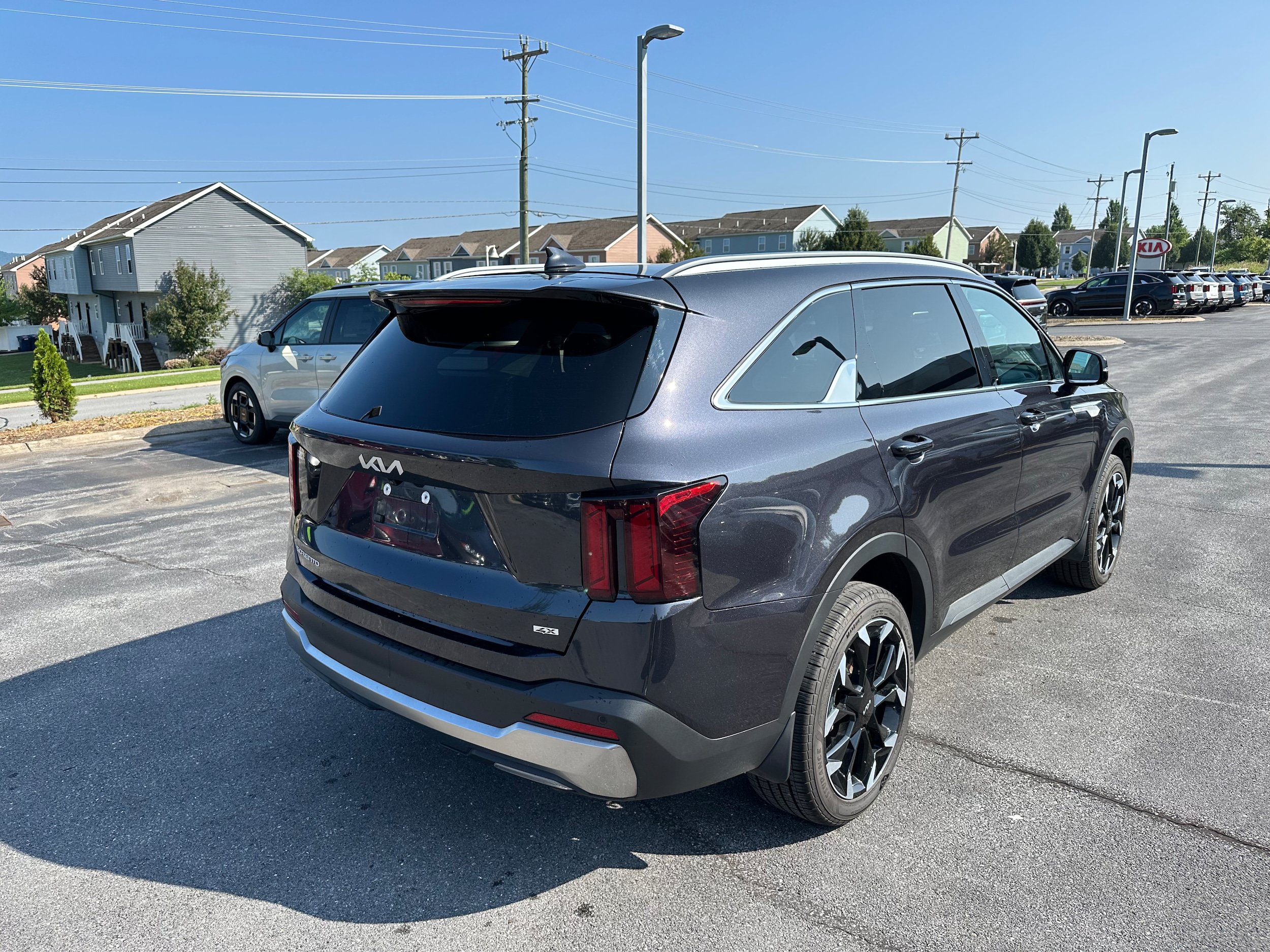 Used 2025 Kia Sorento EX w/ Panoramic Sunroof Package AWD/4WD image 5