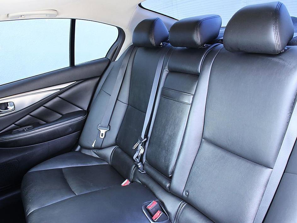 Used 2017 INFINITI Q50 3.0t Premium w/ 3.0T Premium Plus Package image 16