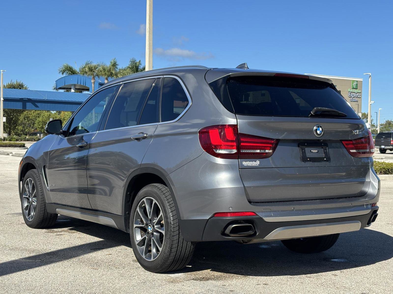 Used 2017 BMW X5 xDrive50i AWD/4WD image 6