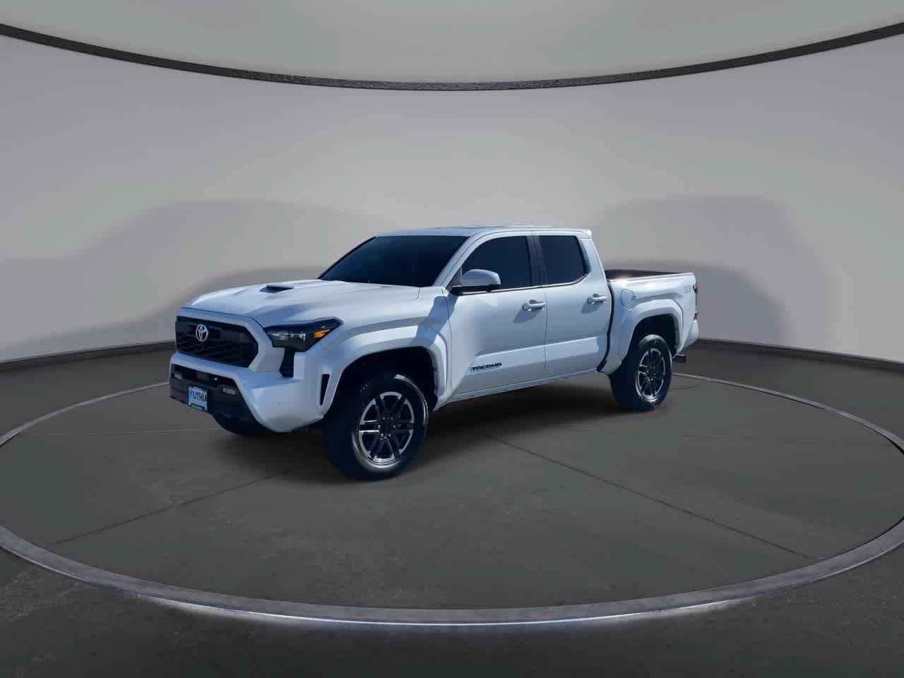 Certified 2024 Toyota Tacoma TRD Sport w/ TRD Sport Premium Package AWD/4WD image 4