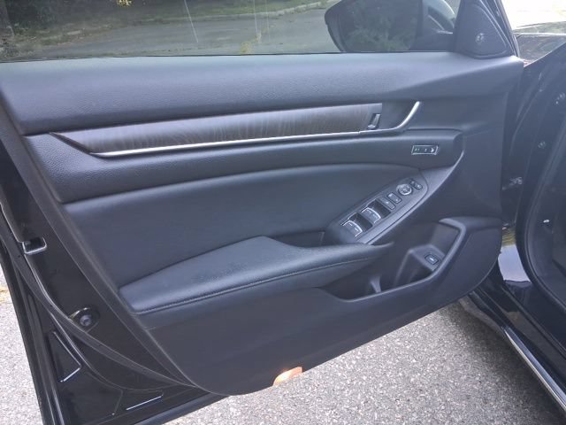 Used 2018 Honda Accord EX-L image 11