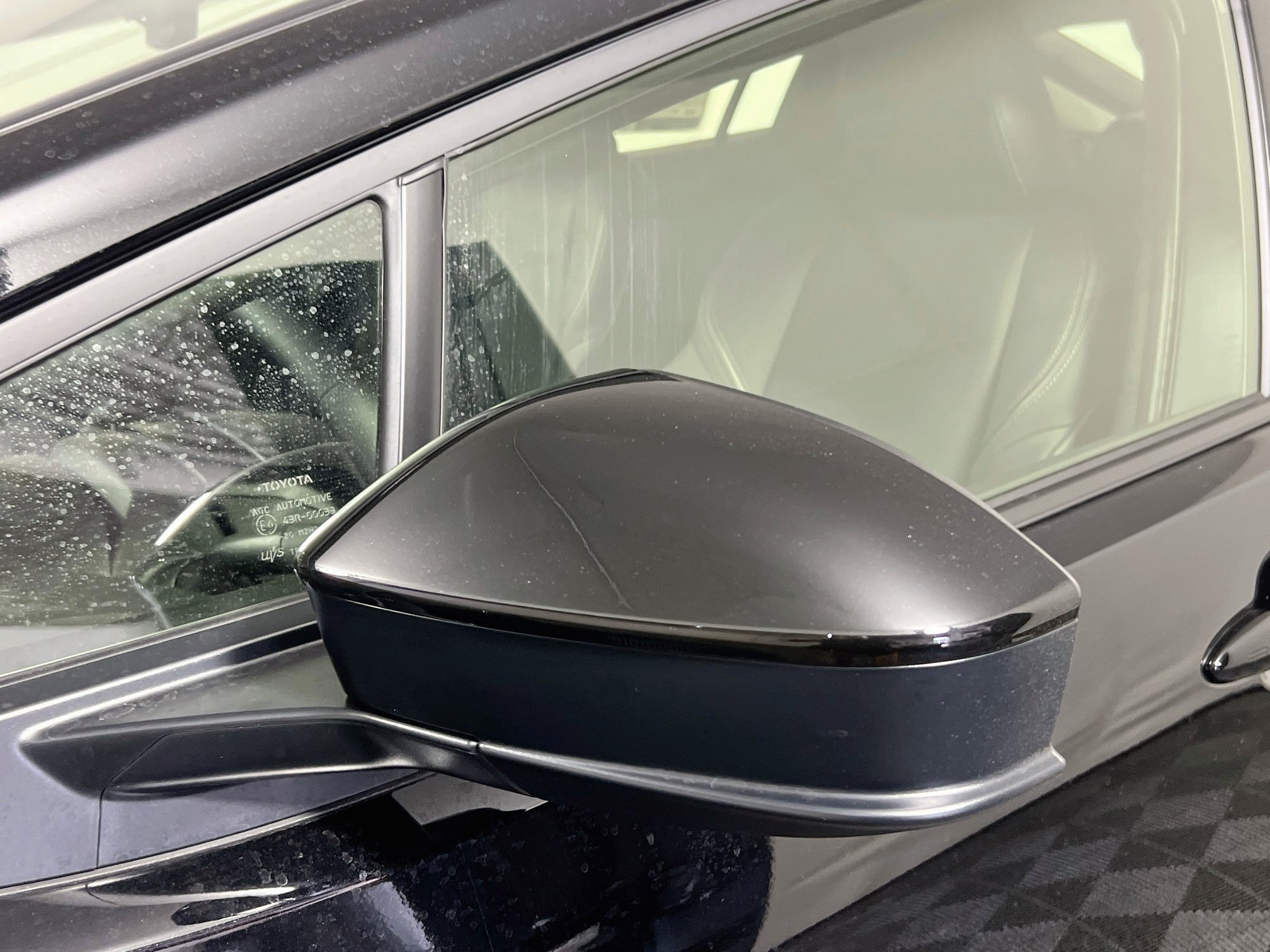 New 2027 Toyota Prius FWD image 12