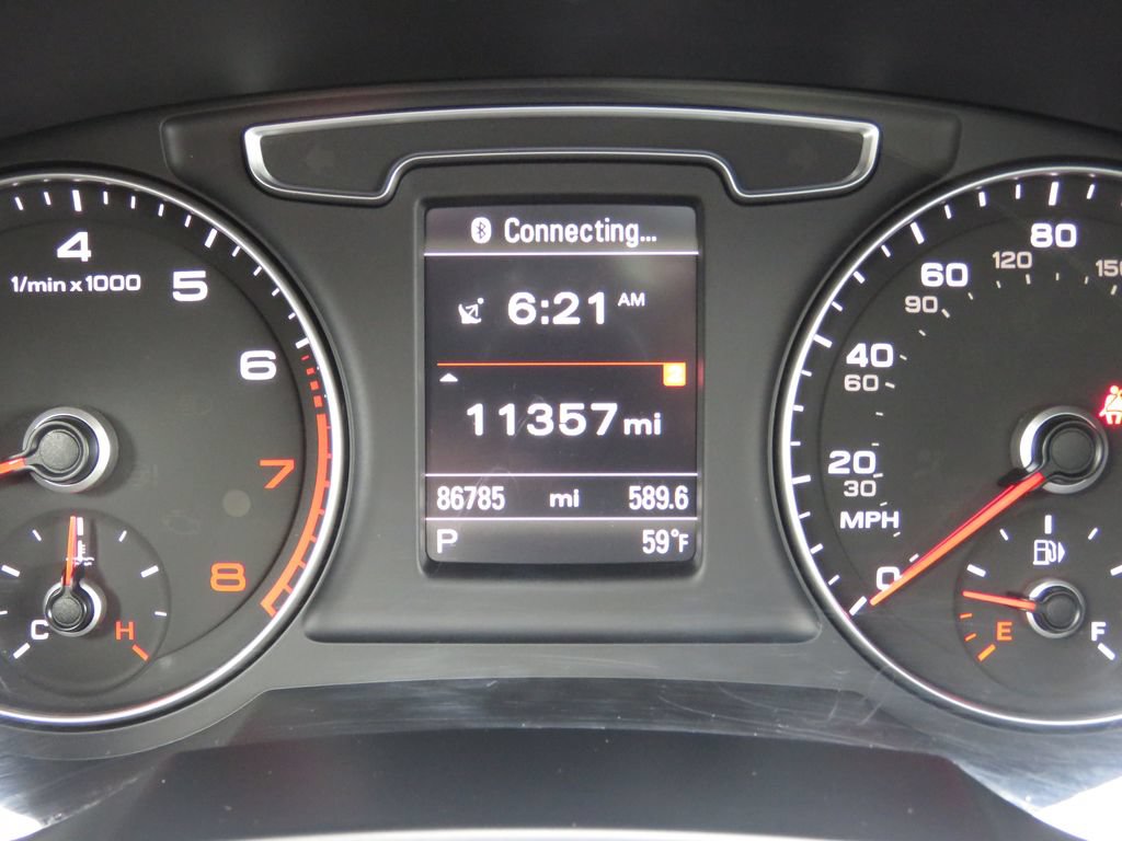 Used 2018 Audi Q3 2.0T Premium Plus w/ Premium Plus Package AWD/4WD image 21