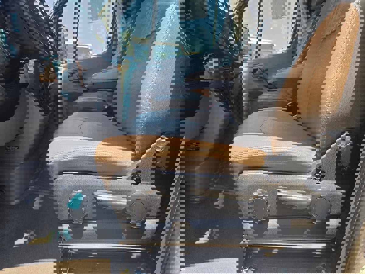 Used 2011 Mercedes-Benz Sprinter 3500 image 22