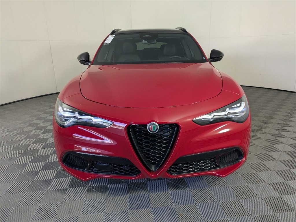 New 2025 Alfa Romeo Stelvio Sprint w/ Veloce Package image 2