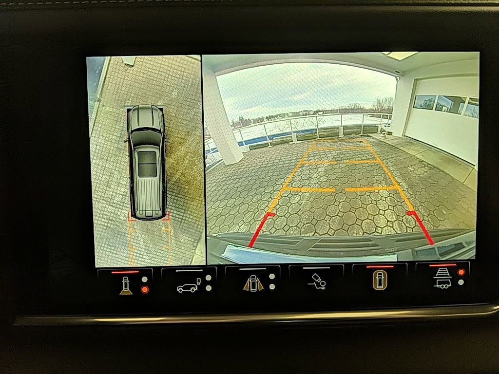 Used 2023 GMC Yukon Denali Ultimate image 25