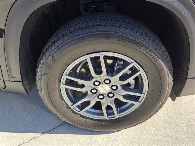 Used 2025 GMC Acadia Elevation image 18
