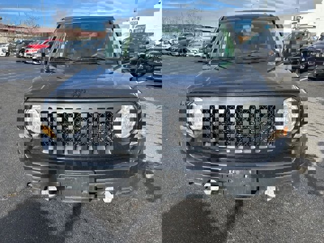 Used 2014 Jeep Patriot Sport w/ Southwest Package image 2