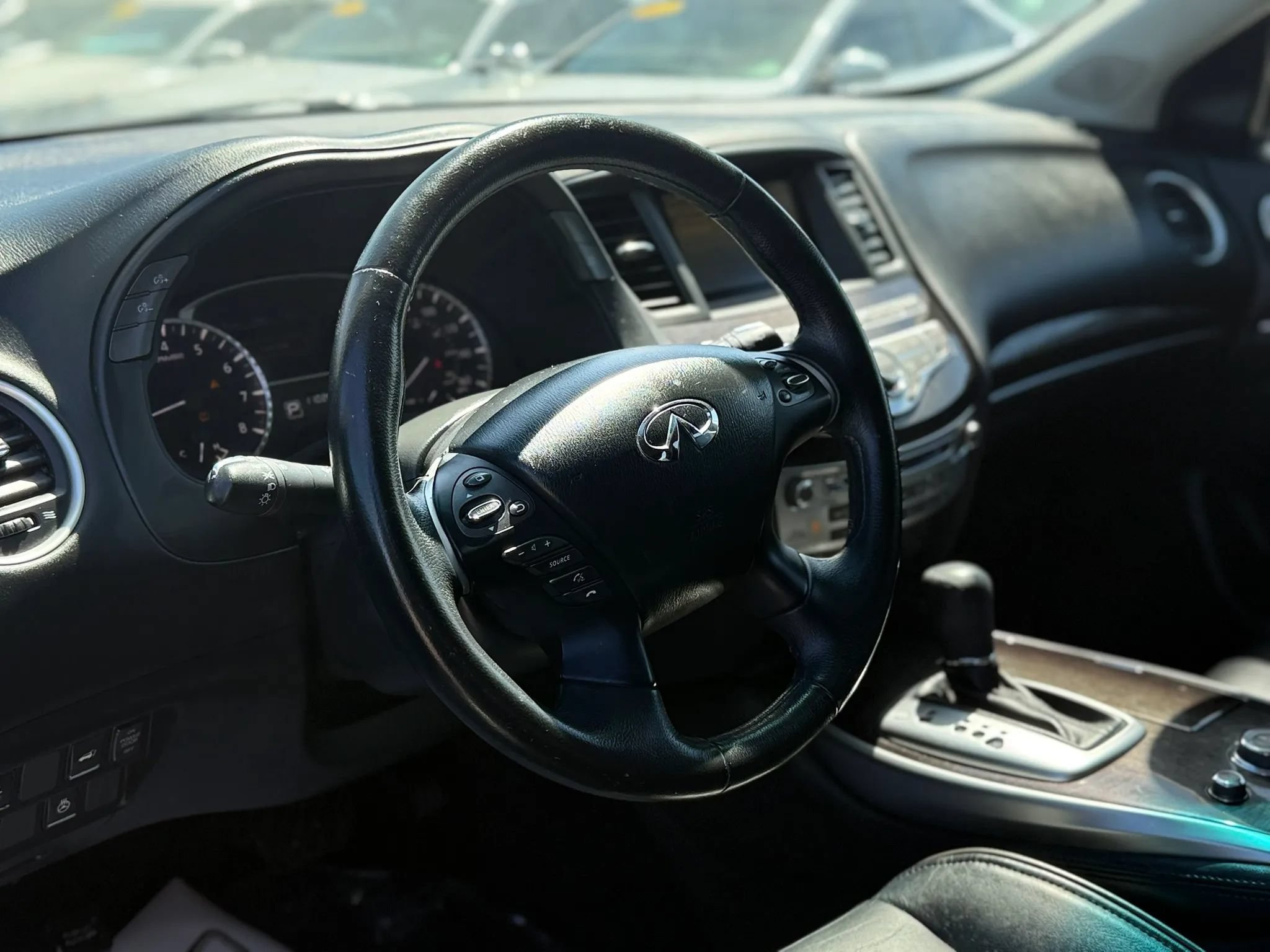 Used 2014 INFINITI QX60 Luxe w/ Premium Package AWD/4WD image 20