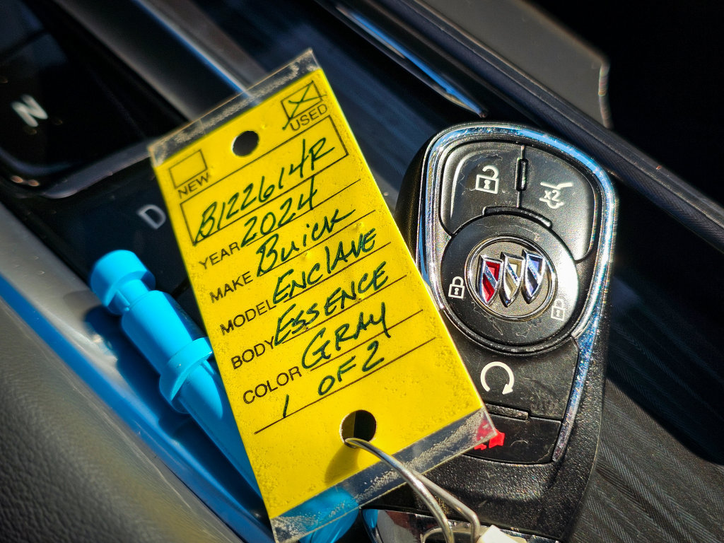 Used 2024 Buick Enclave Essence w/ Experience Buick Package AWD/4WD image 46