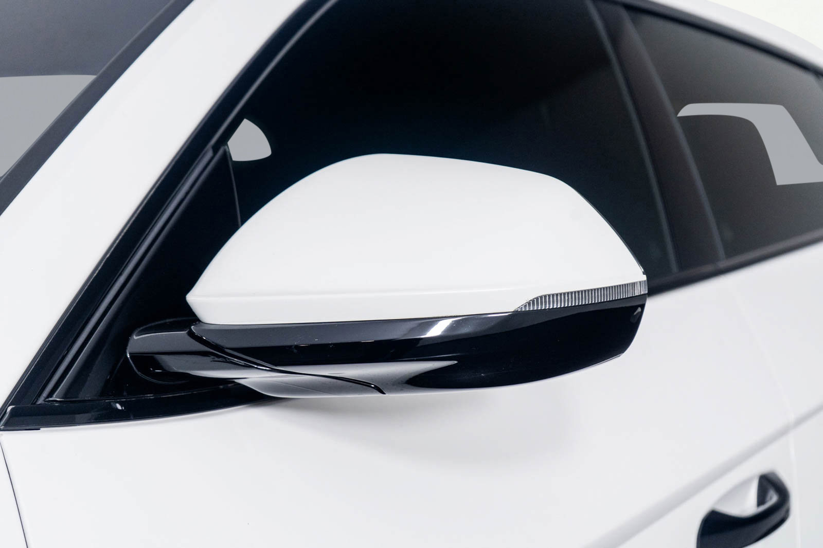 Used 2023 Lamborghini Urus Performante image 33