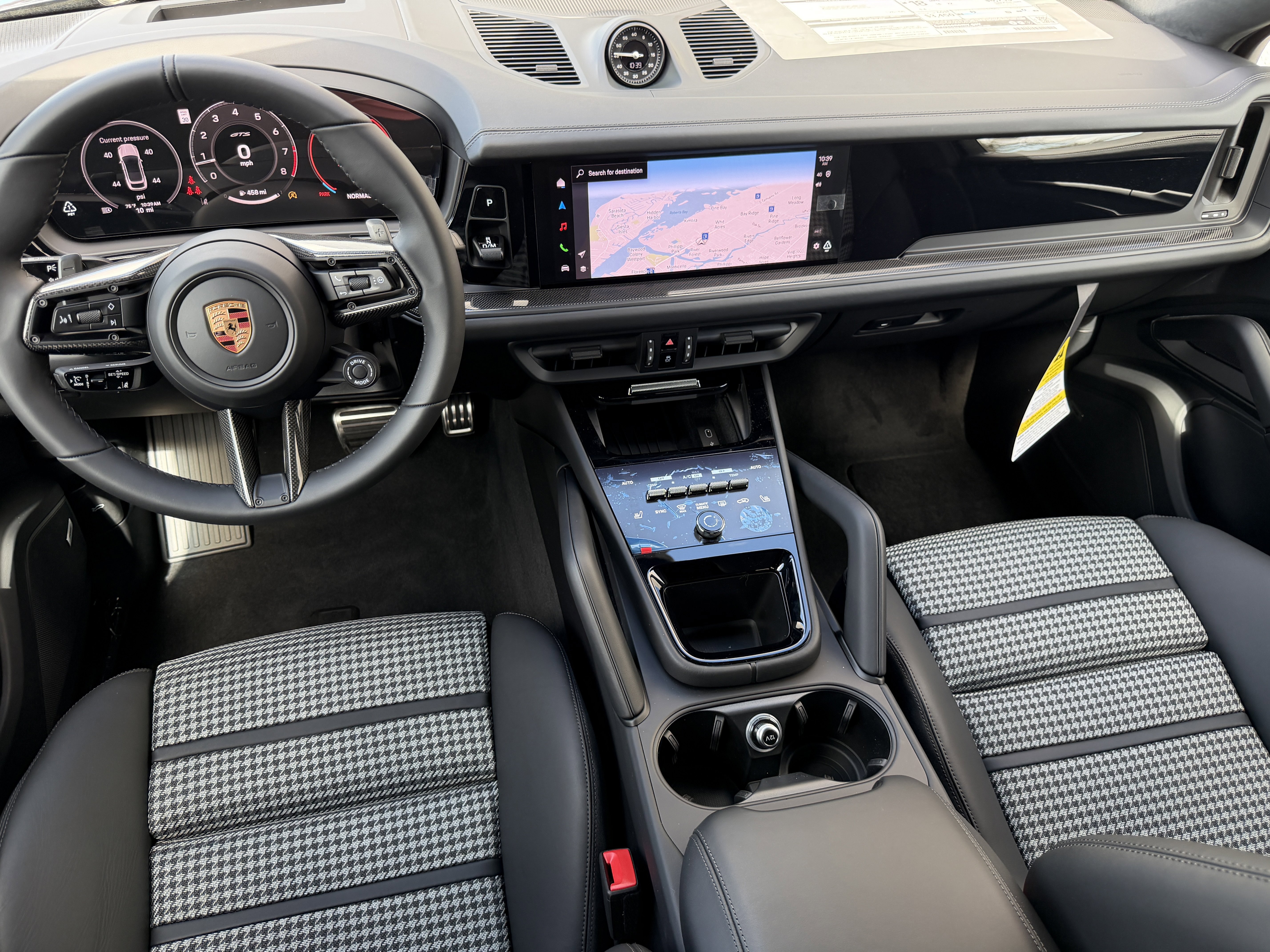 New 2026 Porsche Cayenne GTS image 17