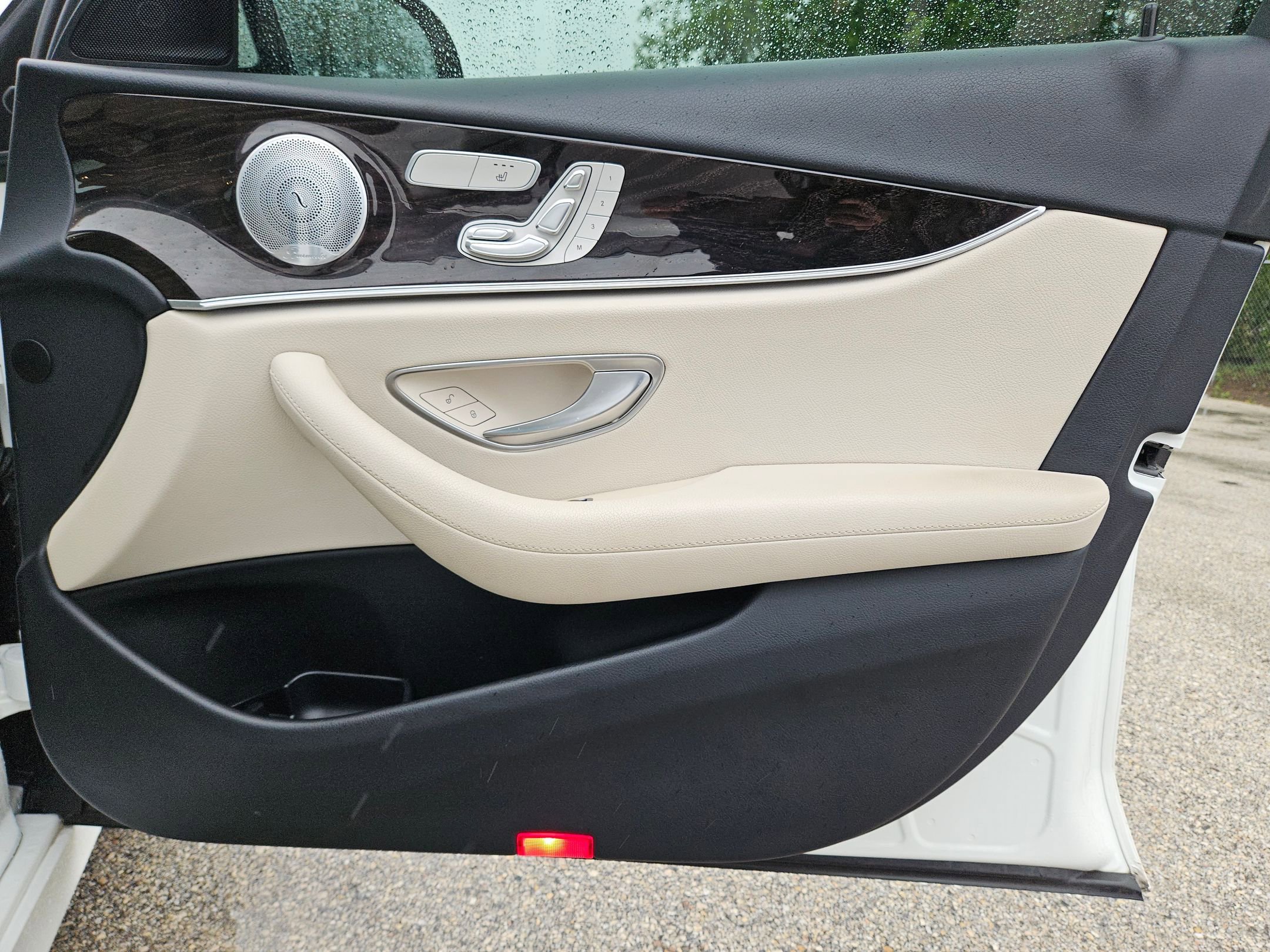 Used 2020 Mercedes-Benz E 350 Sedan image 29