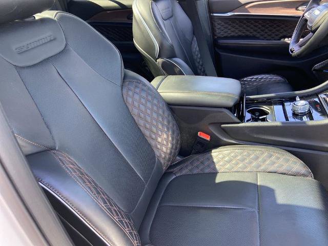 Used 2022 Jeep Grand Cherokee Summit w/ Advanced Protech Group IV image 25