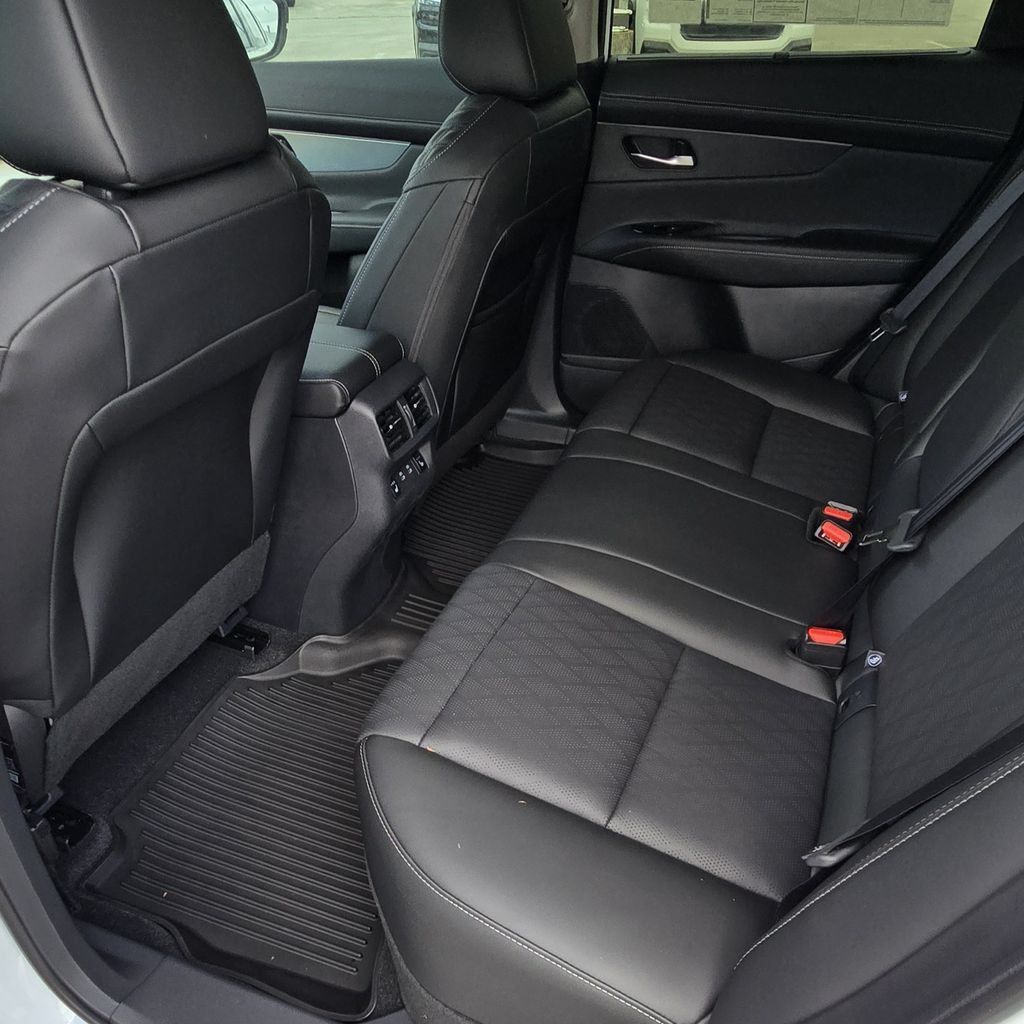 New 2026 Nissan Murano Platinum w/ Cargo Package AWD/4WD image 9
