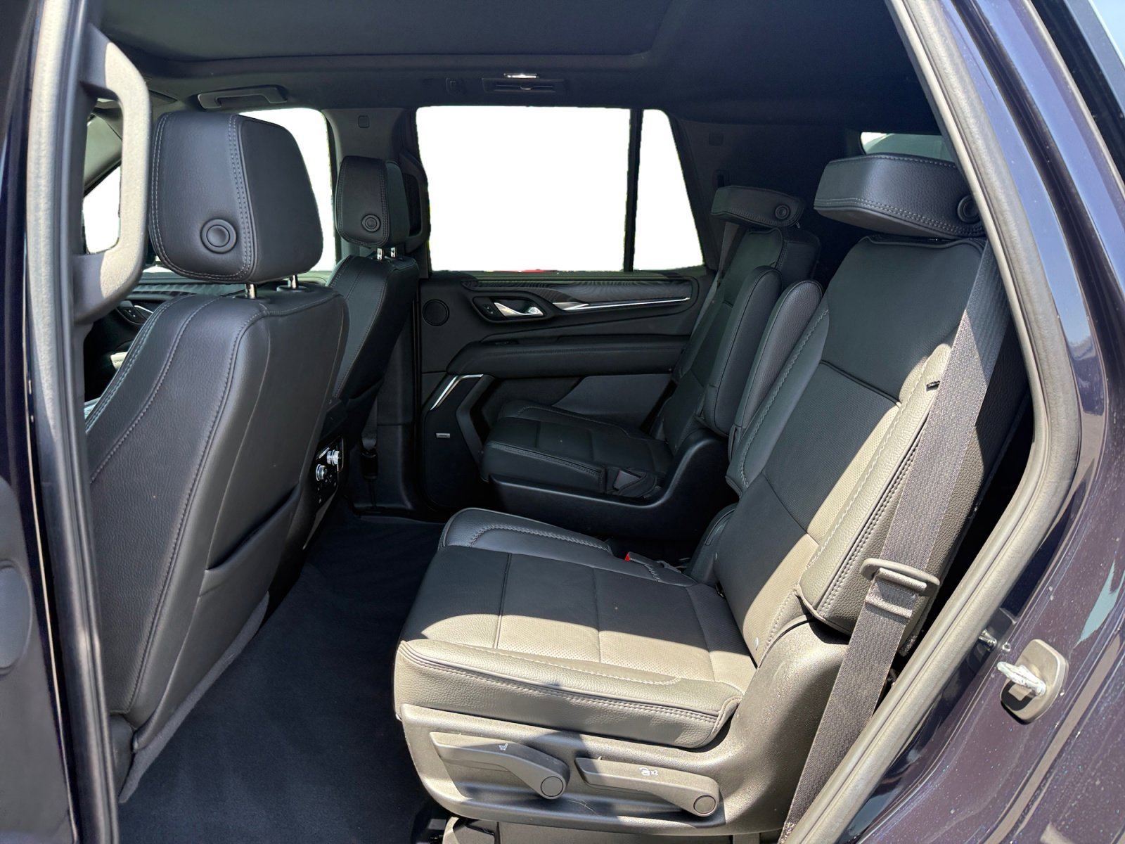 Used 2024 GMC Yukon Denali w/ Max Trailering Package AWD/4WD image 16