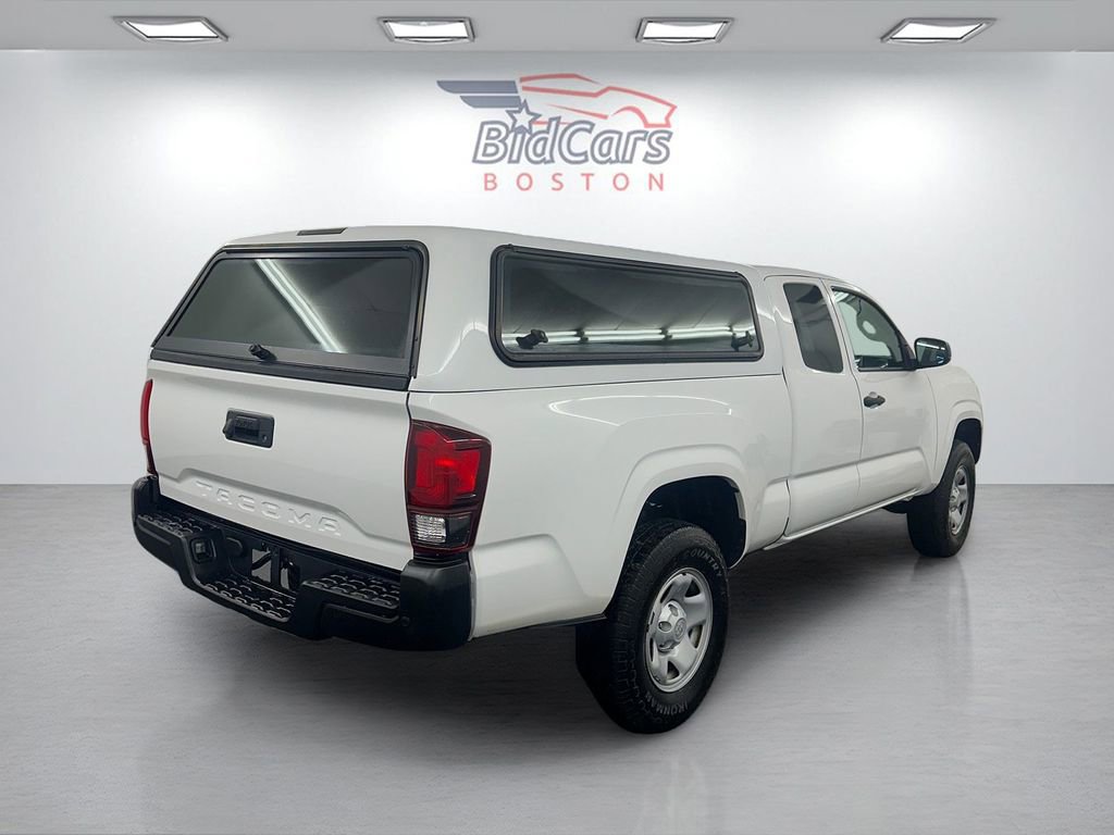 Used 2022 Toyota Tacoma SR image 4