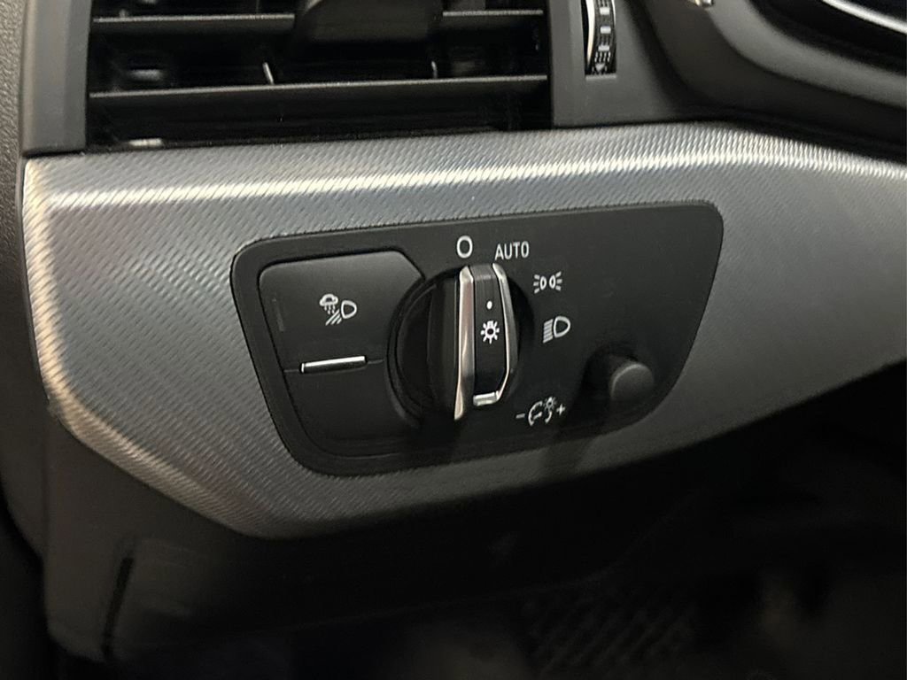 Used 2025 Audi A5 2.0T Premium Plus image 38