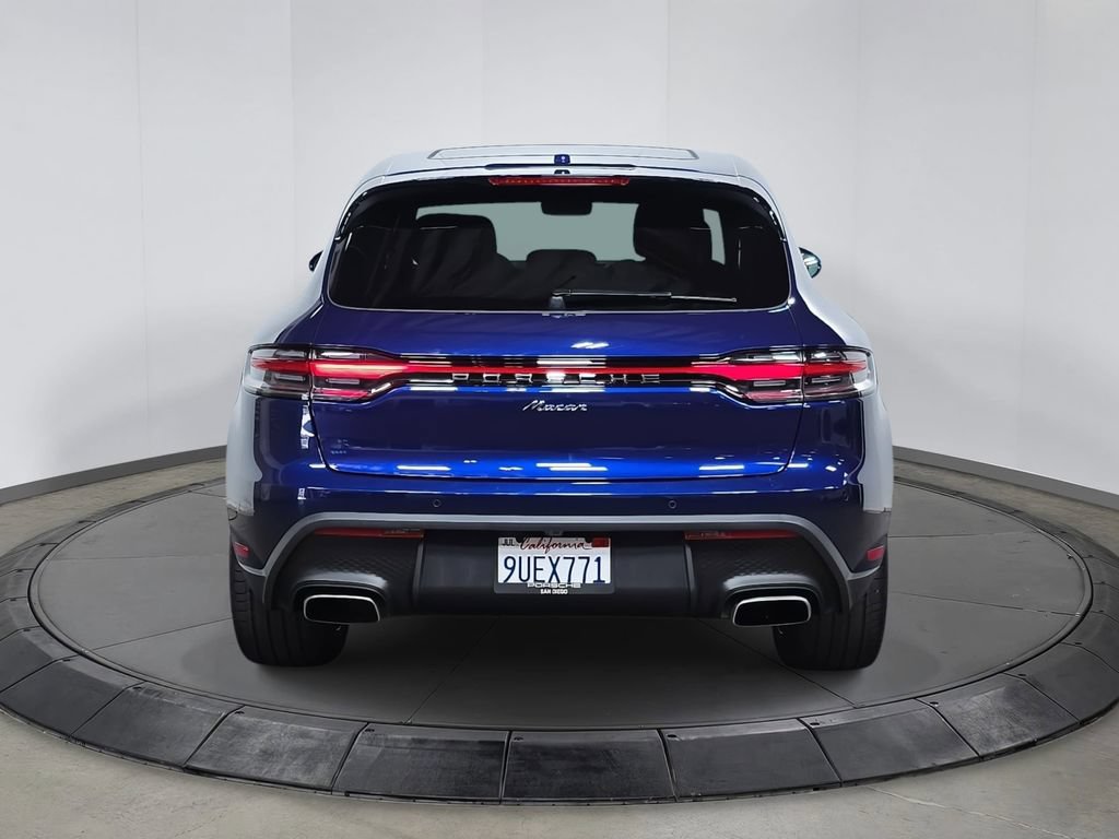 Certified 2025 Porsche Macan AWD/4WD image 6