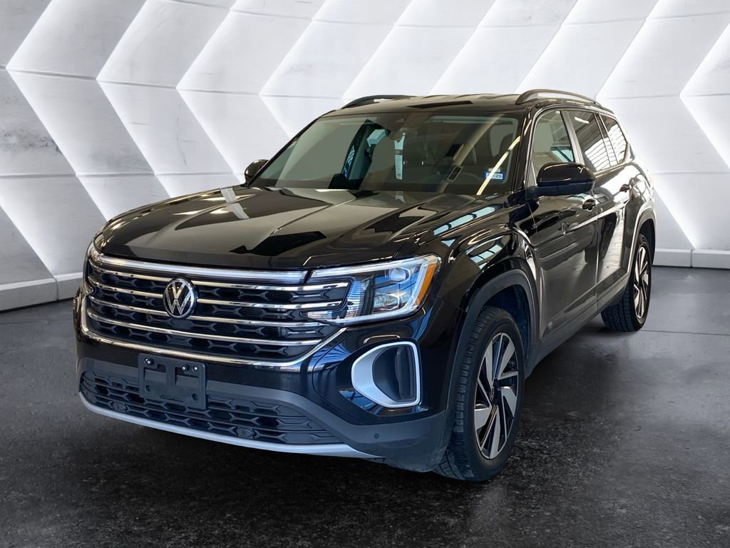 Used 2024 Volkswagen Atlas SE image 3