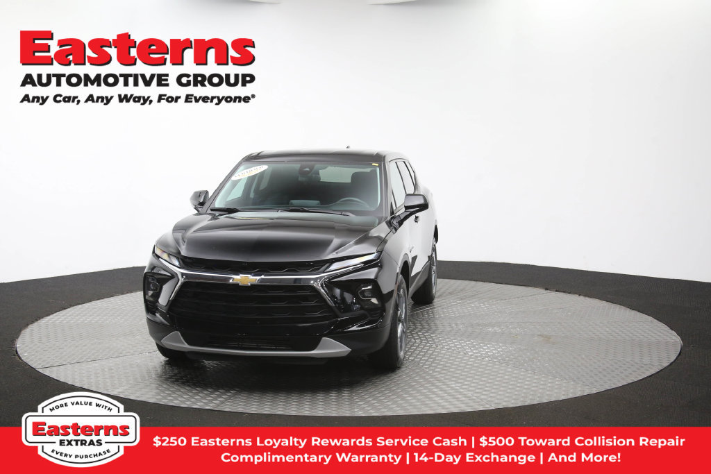 Used 2025 Chevrolet Blazer LT FWD image 56