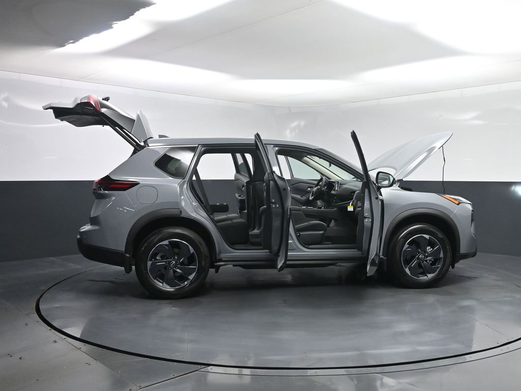 New 2026 Nissan Rogue SV image 32