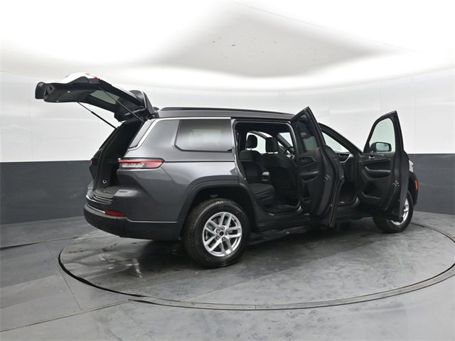 New 2025 Jeep Grand Cherokee L Laredo image 48