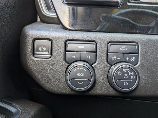 Used 2022 Chevrolet Silverado 1500 RST AWD/4WD image 16