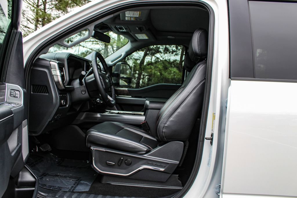 Used 2024 Ford F350 Lariat w/ Lariat Ultimate Package image 13