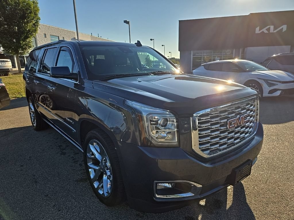 Used 2020 GMC Yukon XL Denali w/ Denali Premium Package