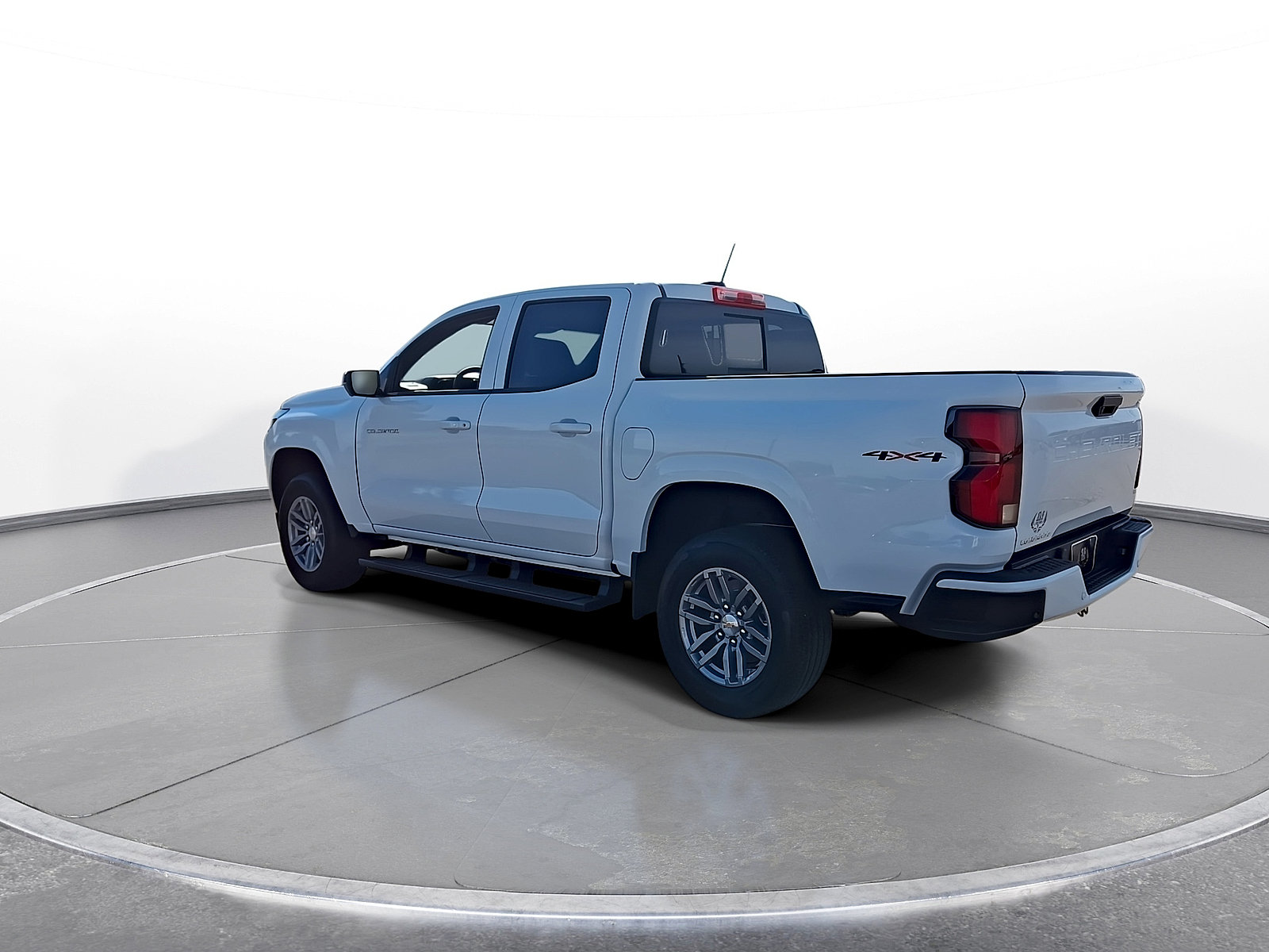 New 2026 Chevrolet Colorado LT w/ LT Convenience Package AWD/4WD image 6