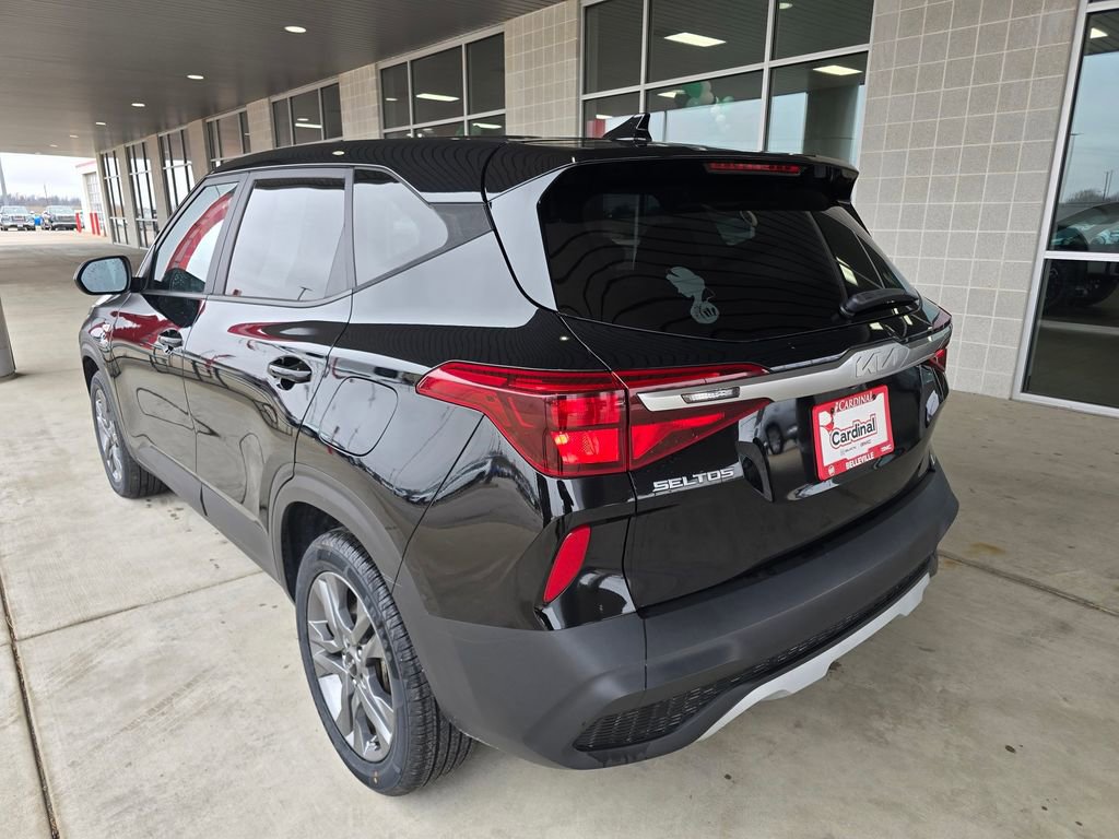 Used 2023 Kia Seltos LX image 7