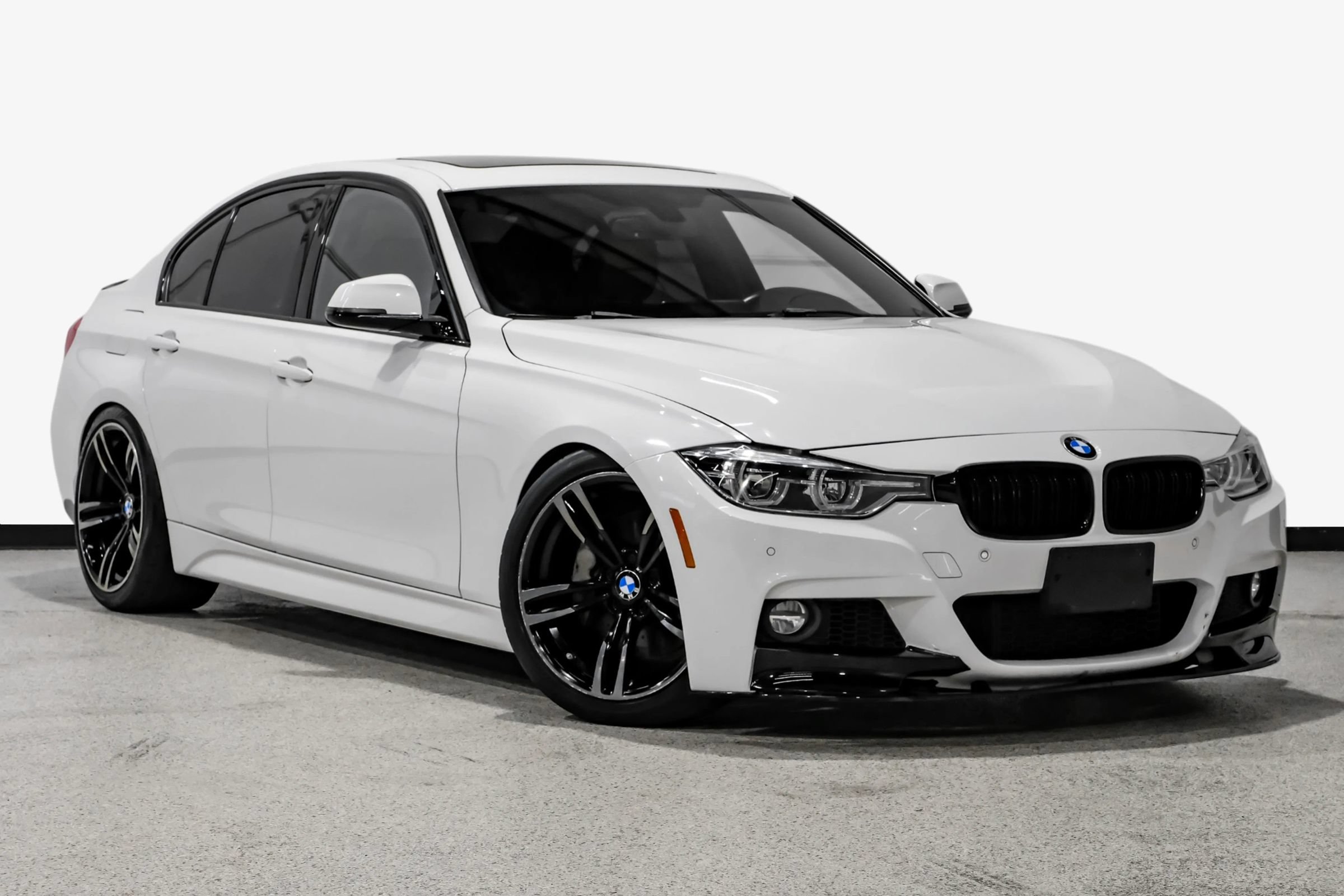 Used 2017 BMW 340i Sedan RWD image 4