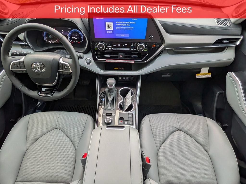 New 2026 Toyota Highlander Limited AWD/4WD image 16