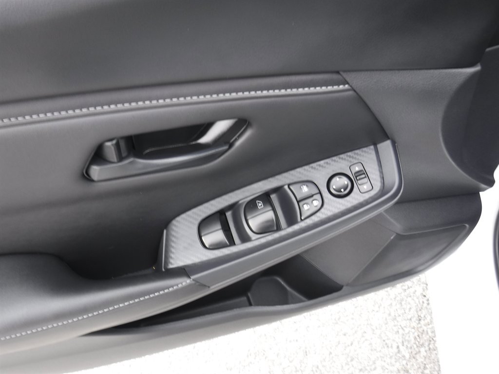 Used 2025 Nissan Sentra S image 10