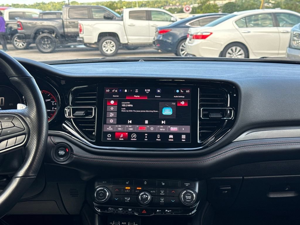Used 2025 Dodge Durango GT AWD/4WD image 17