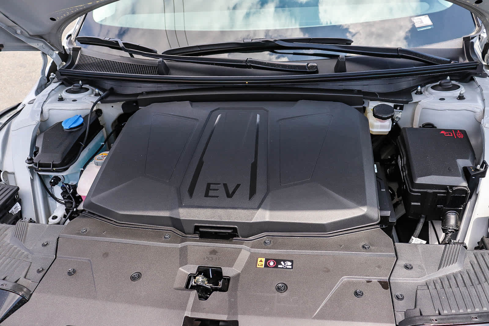 New 2026 Hyundai Ioniq 5 SE RWD image 13