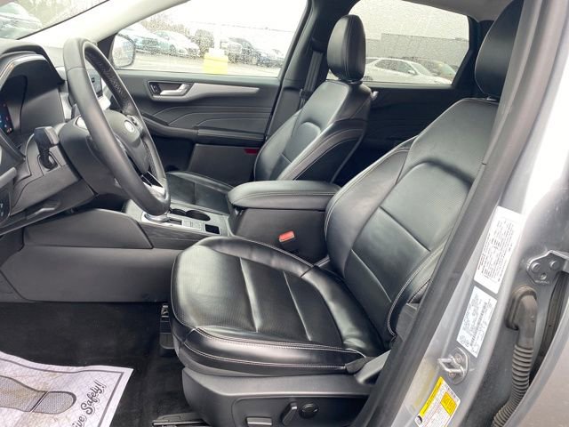 Used 2024 Ford Escape Platinum image 15