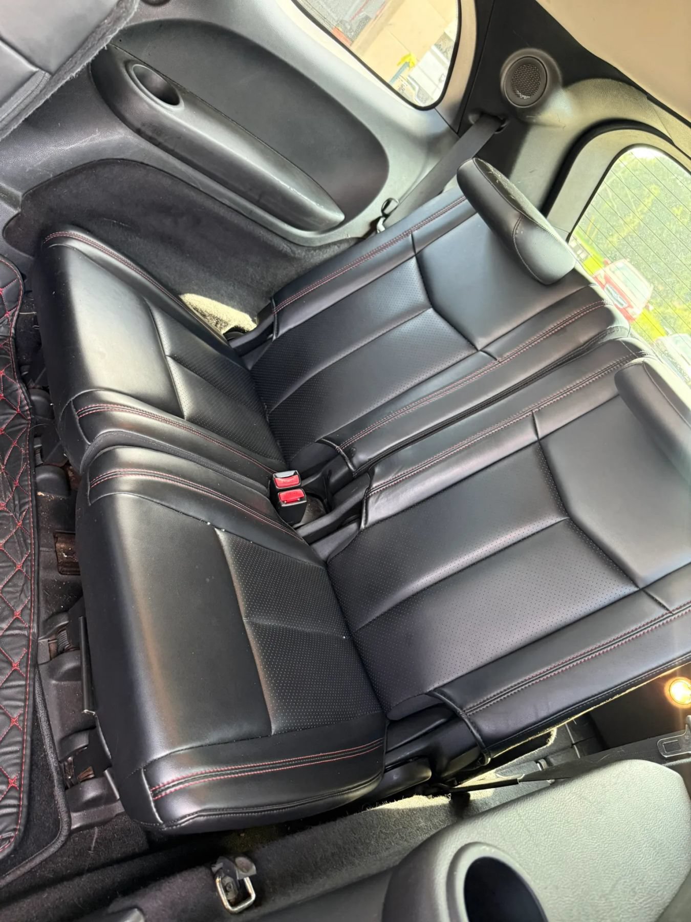 Used 2012 Dodge Durango R/T w/ Leather Interior Group AWD/4WD image 18